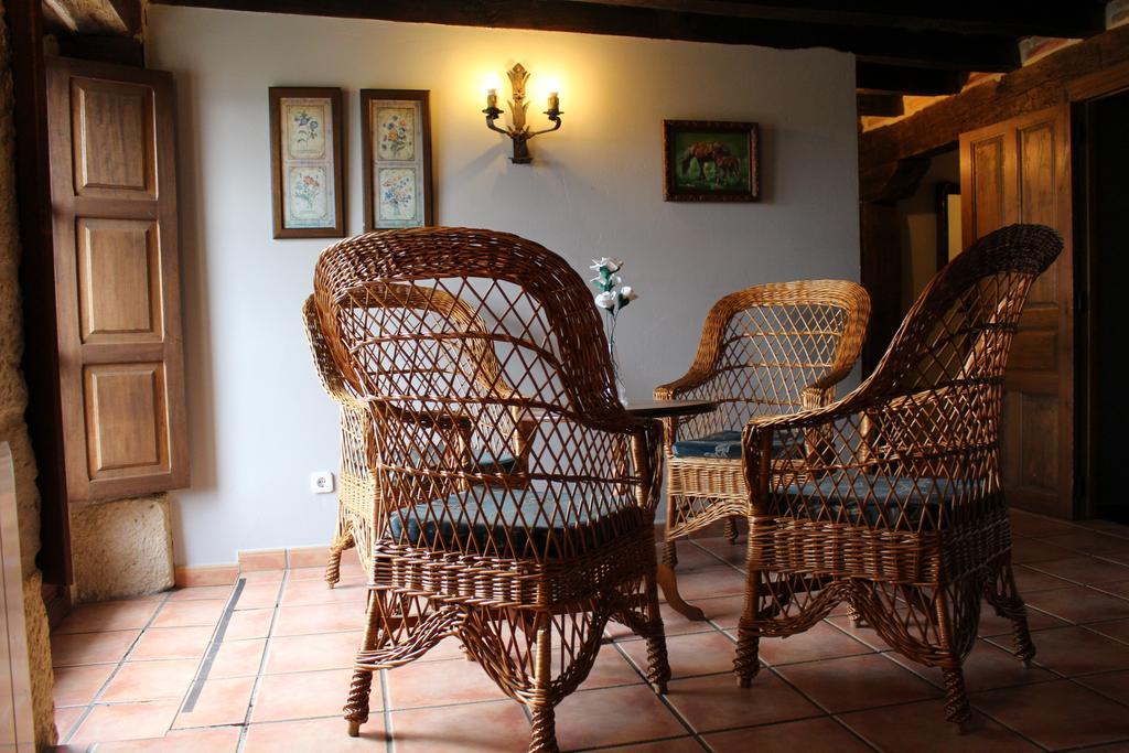 Casa Rural La Toba I Y II Bezana エクステリア 写真
