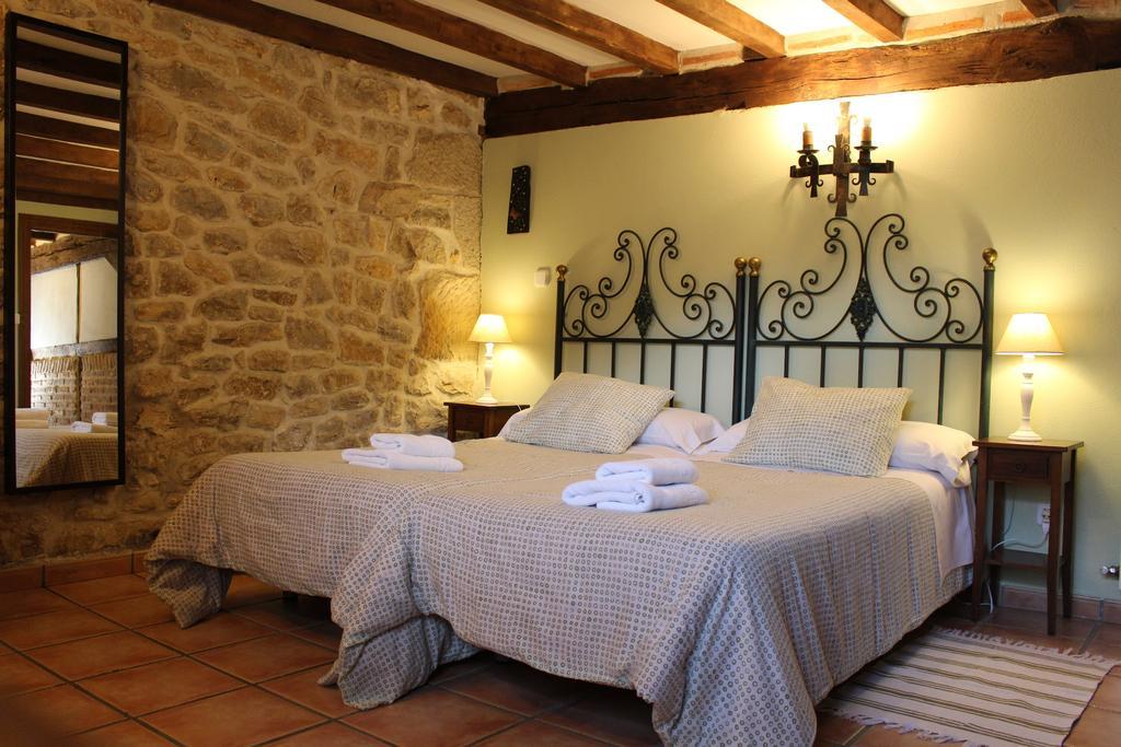 Casa Rural La Toba I Y II Bezana エクステリア 写真