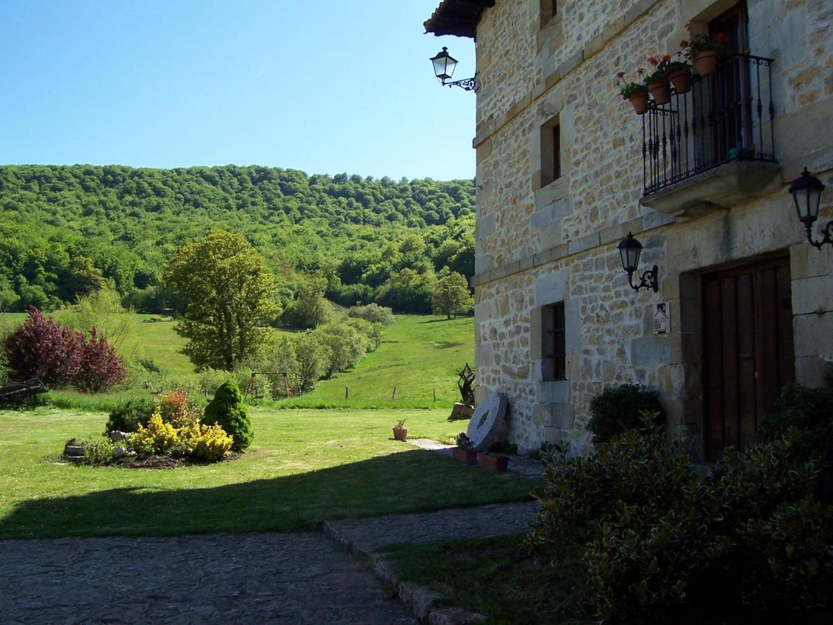 Casa Rural La Toba I Y II Bezana エクステリア 写真